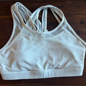 NEW Fabletics Faye Strappy Sports Bra Medium White  Support Activewear